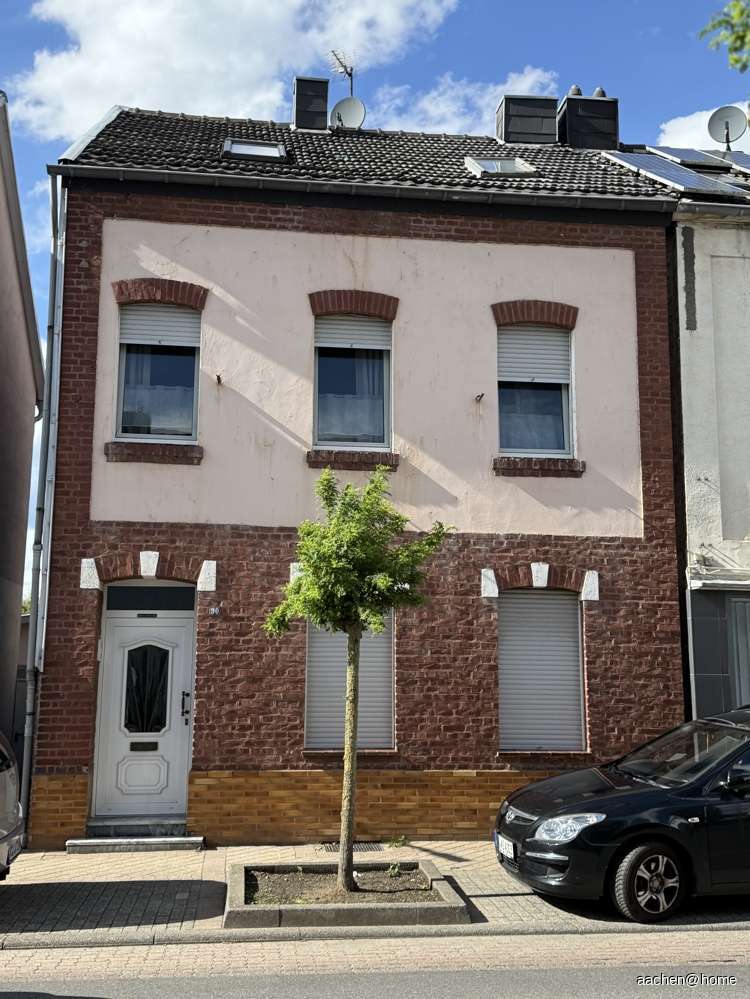 Haus zum Kaufen in Alsdorf Blumenrath 199.000 € 175 m²