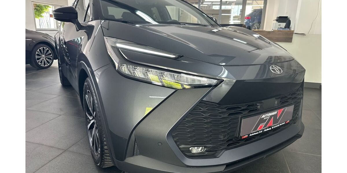 Toyota C-HR 19.700 km 28.900 &euro; Stolberg 52224