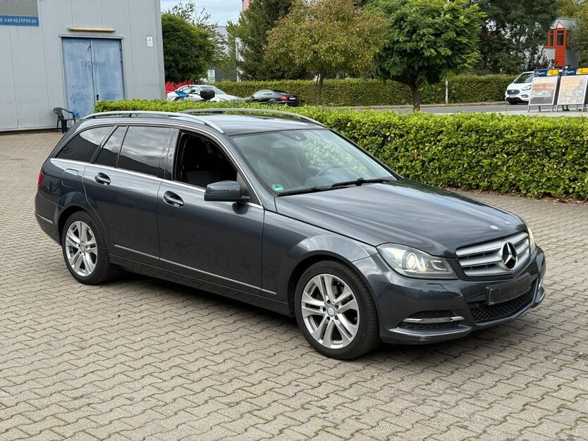 Mercedes-Benz C 250 216.920 km 9.990 € Alsdorf 52477