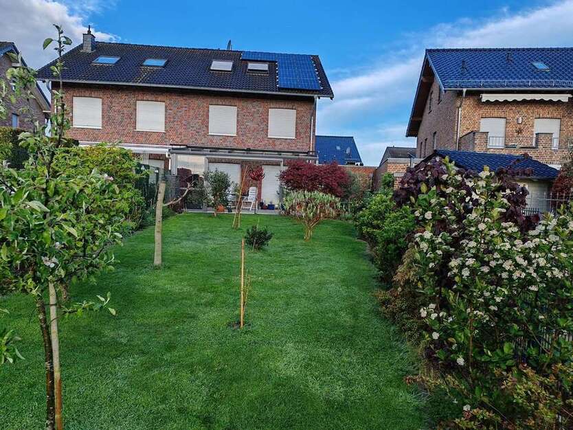 Haus zum Kaufen in Geilenkirchen 495.000 € 157 m²