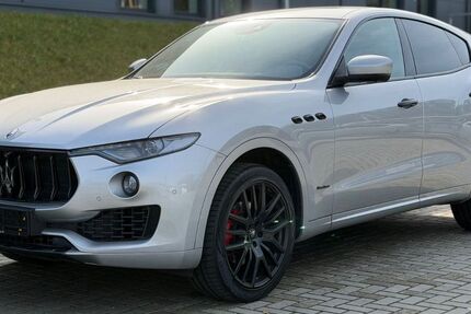 Maserati Levante 95.200 km 41.300 &euro; Alsdorf 52477