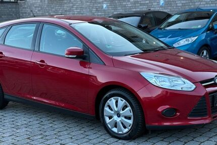 Ford Focus 89.346 km 5.850 &euro; Alsdorf 52477