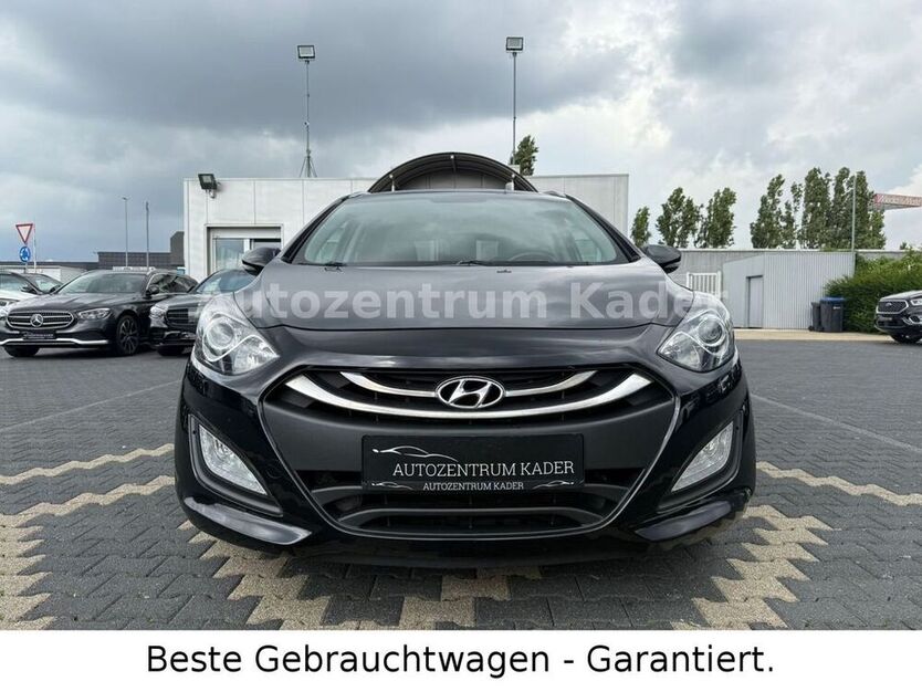 i30