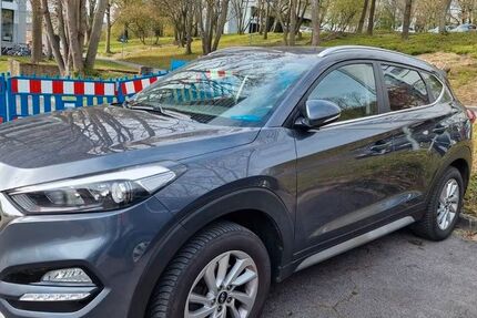 Hyundai TUCSON 58.000 km 12.980 &euro; Aachen 52072