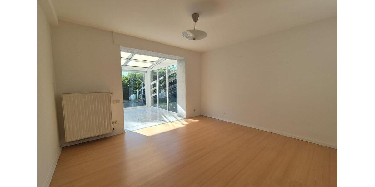 Einfamilienhaus Alsdorf - 6 Zimmer, 168 m&sup2;, 449.000&euro; | Angebot:27230080