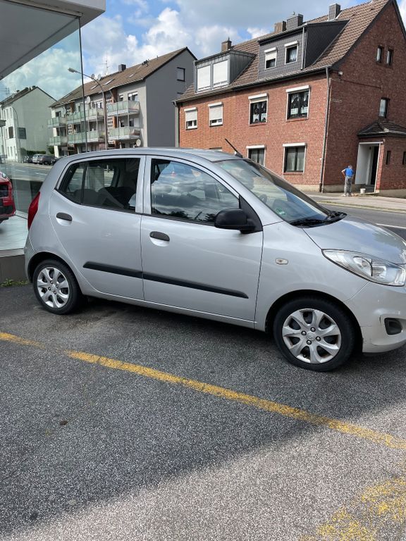 Hyundai i10 97.000 km 5.000 € Aachen 52062
