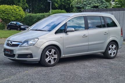 Opel Zafira 239.000 km 1.799 € Jülich 52428