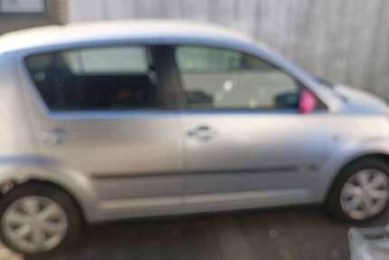 Daihatsu Sirion 105.400 km 2.200 &euro; Jülich, Stadt 52428