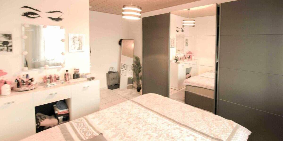 Mehrfamilienhaus, Wohnhaus Hürtgenwald Kleinhau - 8 Zimmer, 220 m&sup2;, 315.000&euro; | Angebot:25425418