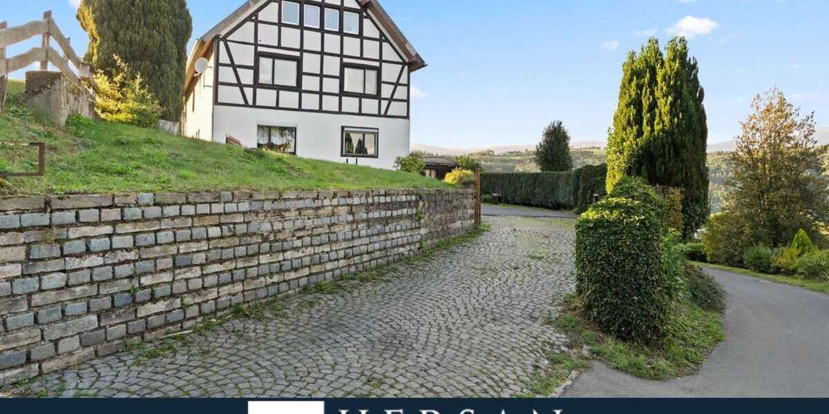 Einfamilienhaus Simmerath - 9 Zimmer, 209 m&sup2;, 229.000&euro; | Angebot:24457345