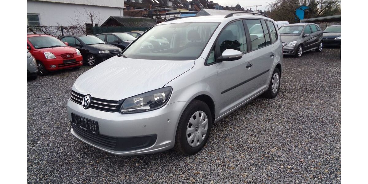 VW Touran 197.000 km 5.950 &euro; Alsdorf 52477