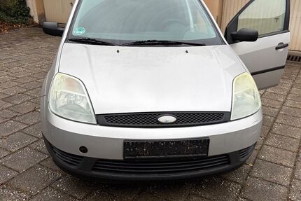 Ford Fiesta 245.000 km 1.349 &euro; Aachen 52076
