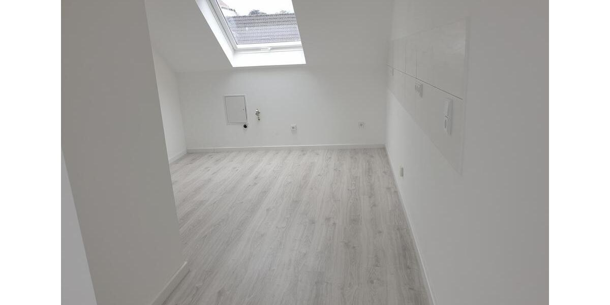 Dachgeschoßwohnung Herzogenrath - 2 Zimmer, 70 m&sup2;, 650&euro; | Angebot:26459043