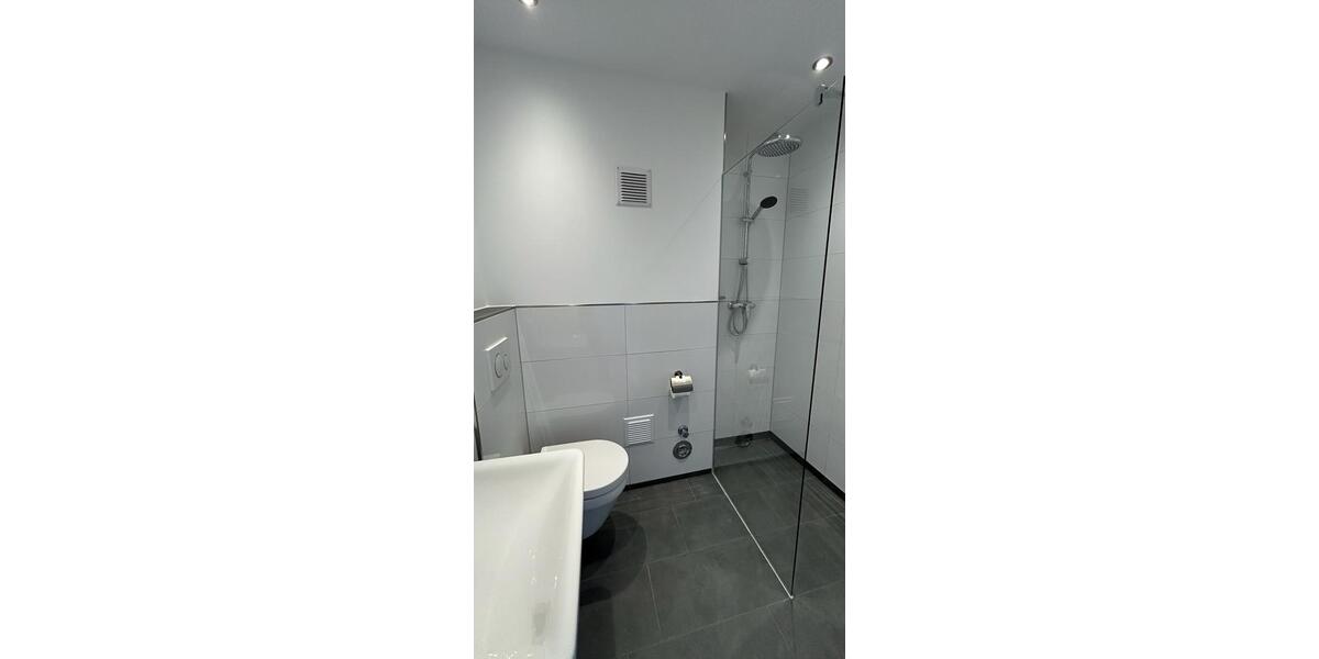 Dachgeschoßwohnung Düren - 3 Zimmer, 60 m&sup2;, 720&euro; | Angebot:26094729