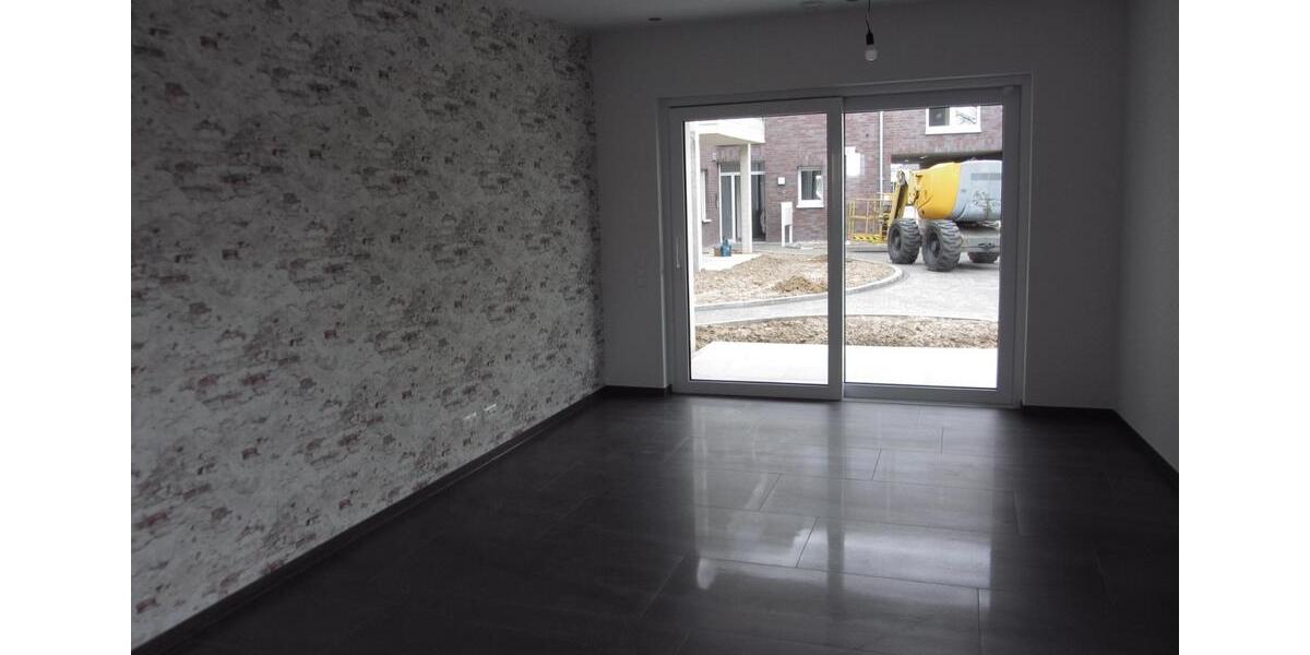 Exklusive 3-Zi.-Wohnung mit 2 Terrassen u. EBK in Gangelt-Birgden 3 zimmer