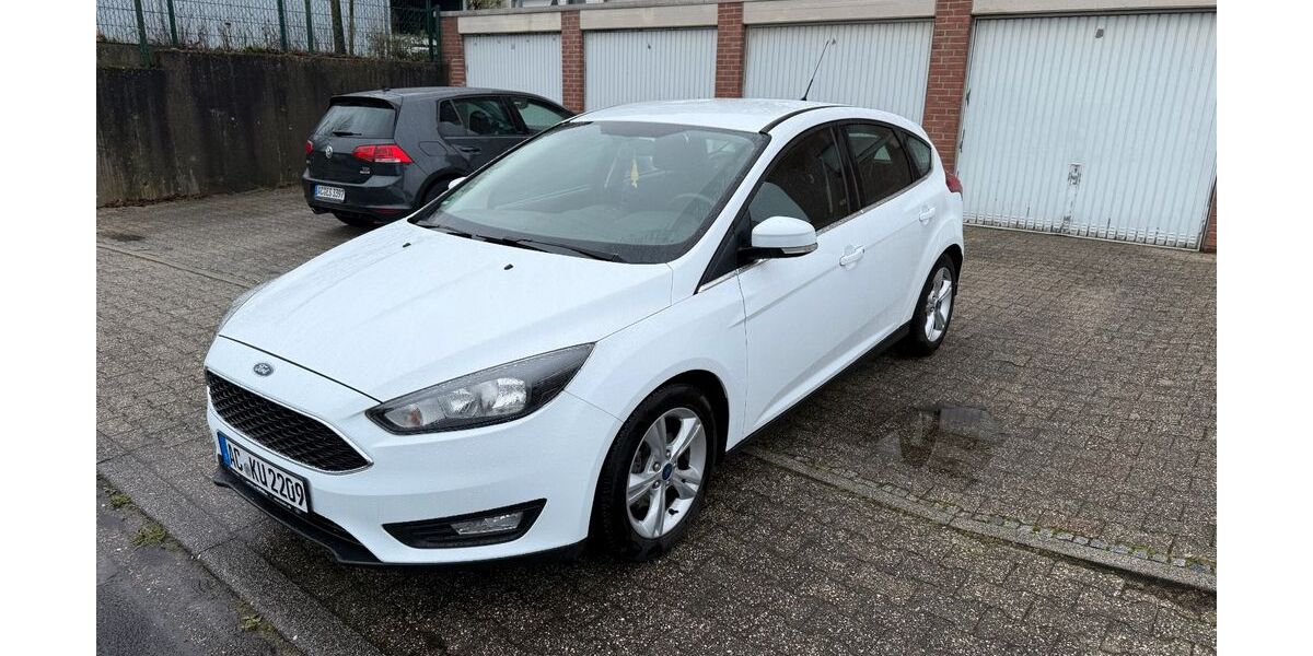 Ford Focus 73.000 km 7.200 &euro; Herzogenrath 52134