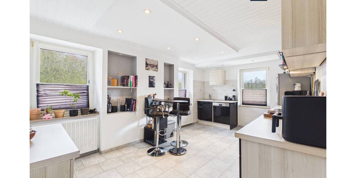 Mehrfamilienhaus, Wohnhaus Herzogenrath - 6 Zimmer, 219 m&sup2;, 299.000&euro; | Angebot:26217861
