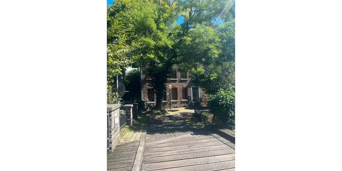 Zu verkaufen 3 Familien Haus 8 zimmer