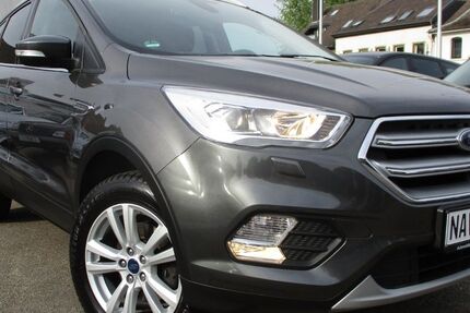 Ford Kuga 62.500 km 15.950 &euro; Übach-Palenberg 52531
