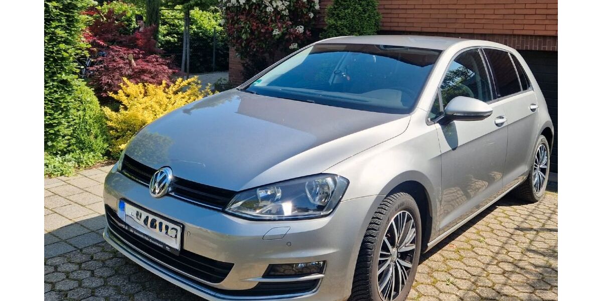 VW Golf 75.500 km 11.300 &euro; Düren 52355