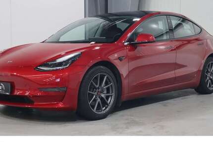 Tesla Model 3 30.258 km 29.670 &euro; Aachen 52078