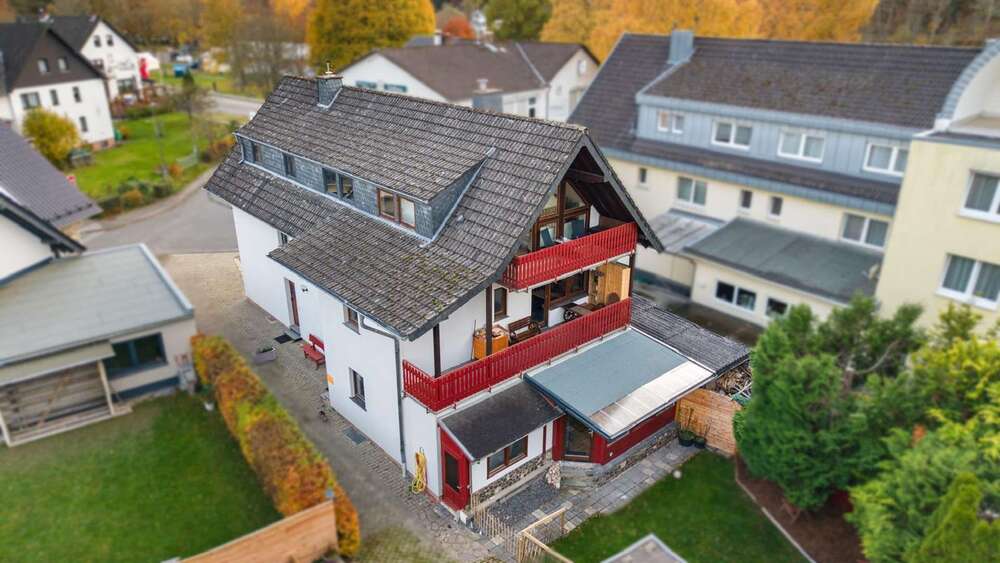 Einfamilienhaus Simmerath - 11 Zimmer, 300 m&sup2;, 1.111.111&euro; | Angebot:26307897