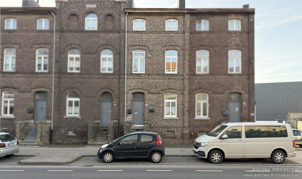 JÄSCHKE - Charmantes denkmalgeschütztes Reihenhaus mit Ausbaupotenzial 4 zimmer