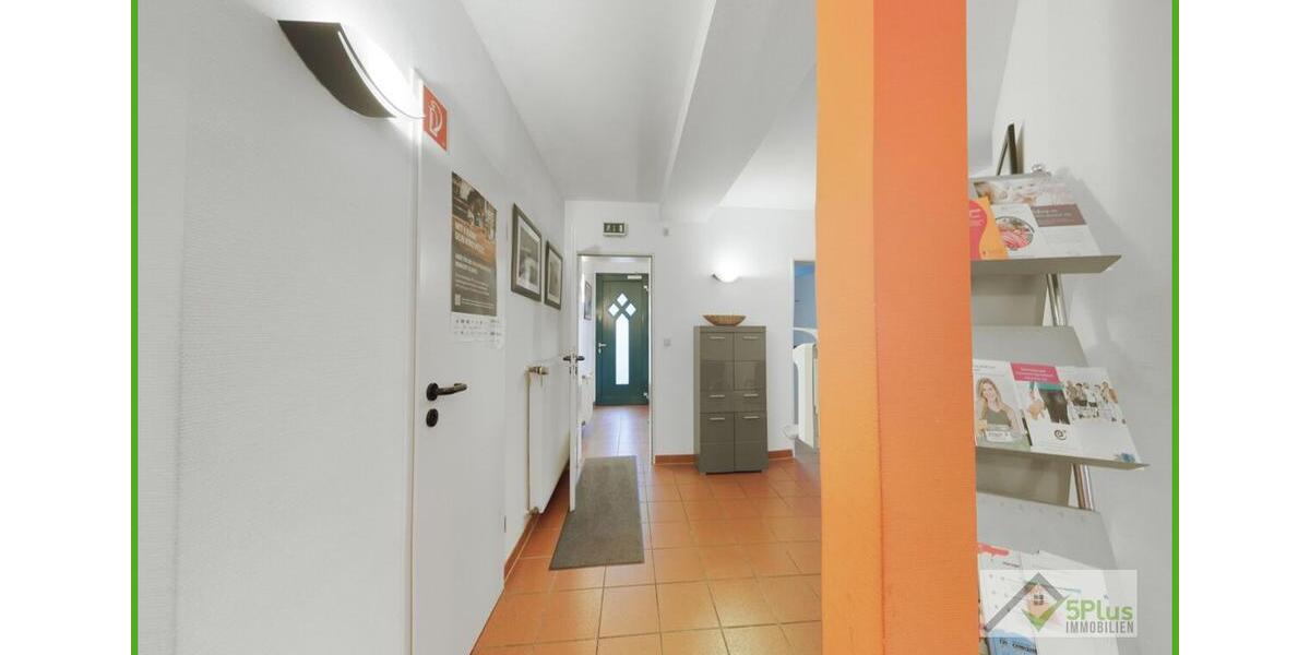 + 5PLUS IMMO + VIELSEITIGE GESUNDHEITS-ODER BÜROFLÄCHE IN GUTER LAGE VON DÜREN-BIRKESDORF +++ zimmer