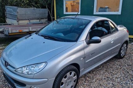 Peugeot 206 144.000 km 1.900 € Düren 52349