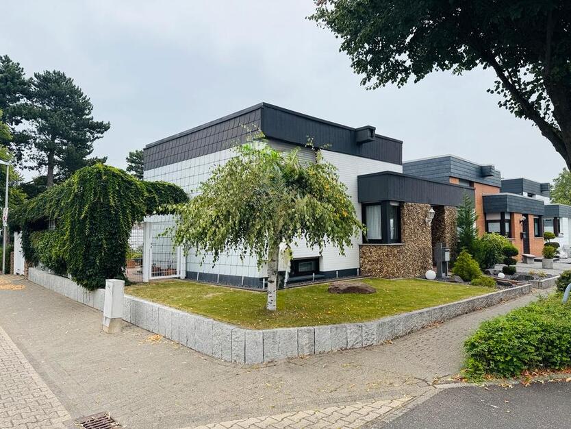 5-Zimmer-Reiheneckhaus in Düren-Rölsdorf *TOP, Provisionsfrei*