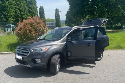 Ford Kuga 92.000 km 10.300 &euro; Alsdorf 52477