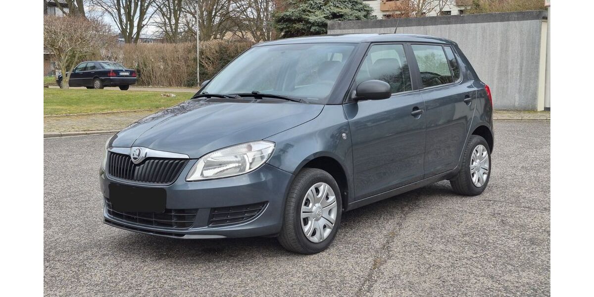 Skoda Fabia 62.285 km 5.500 &euro; Jülich 52428