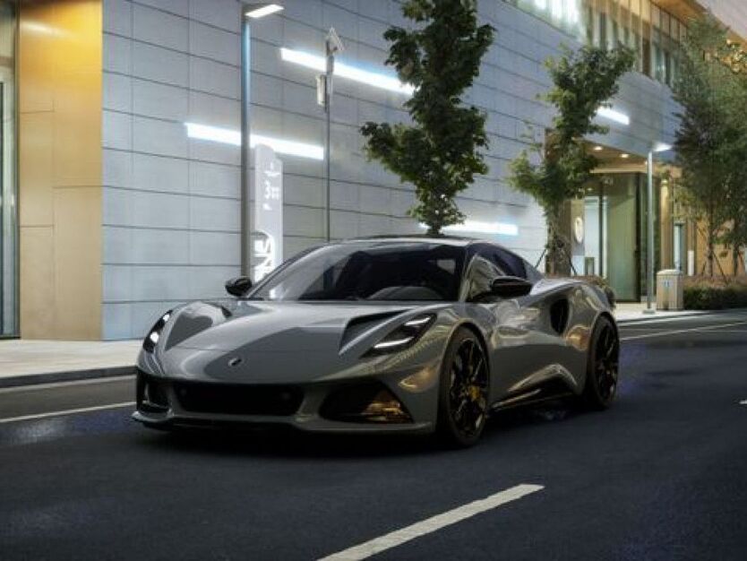 Lotus Emira 4.900 km 108.900 € Eschweiler 52249