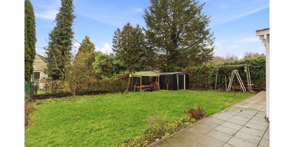 Großzügige Vier-Zimmer-Wohnung mit privatem Garten und Außenstellplatz in Aachen-Forst! 4 zimmer