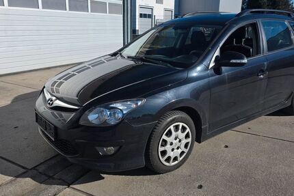 Hyundai i30 192.000 km 2.990 &euro; Eschweiler 52249