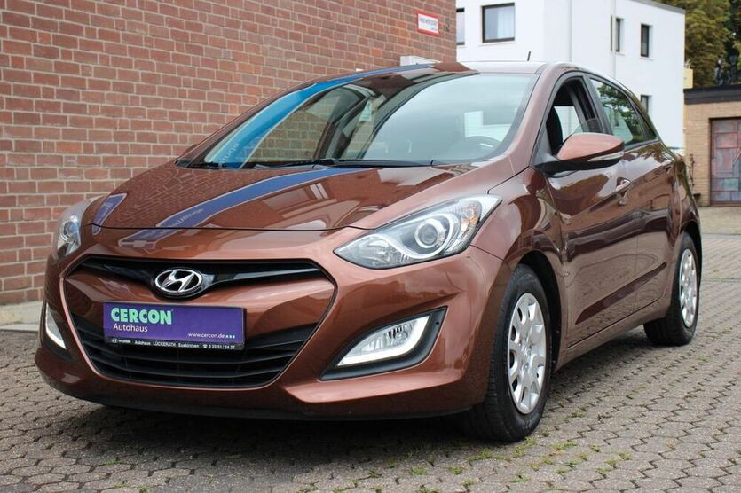 i30
