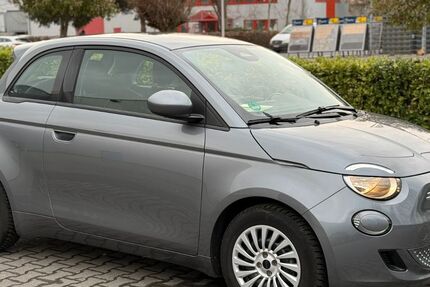 Fiat 500e 12.218 km 14.900 &euro; Alsdorf 52477