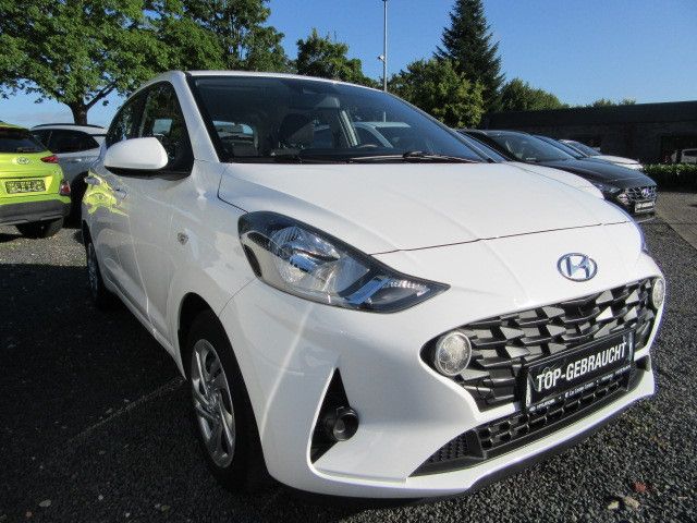 i10