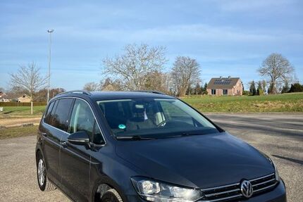 VW Touran 137.128 km 18.300 &euro; würselen 52146