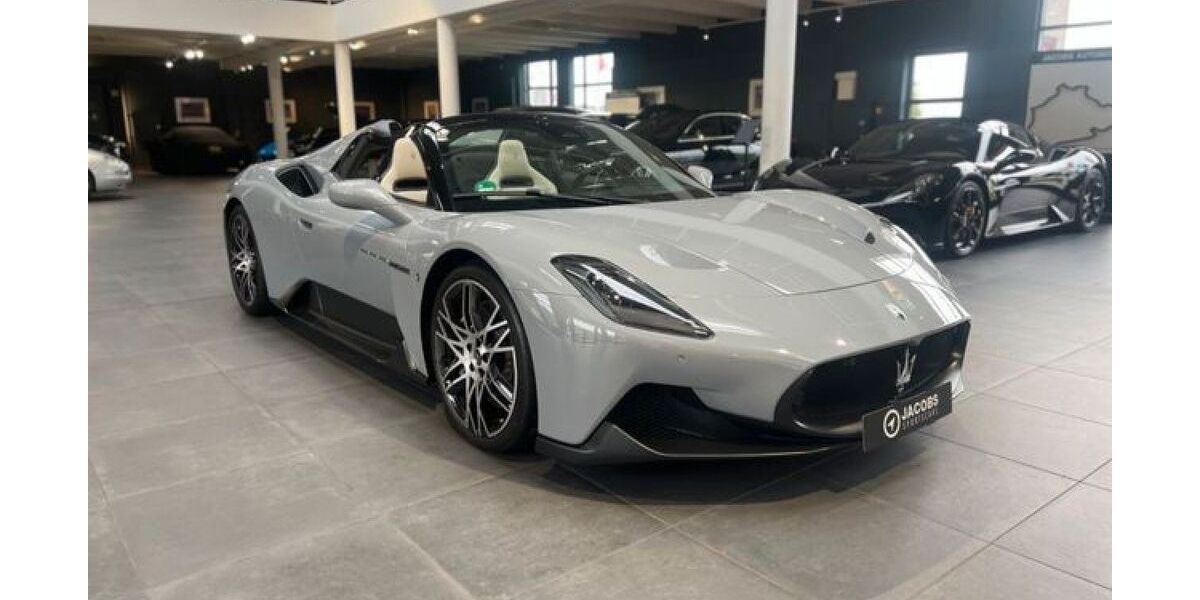 Maserati MC20 2.900 km 274.900 &euro; Eschweiler 52249