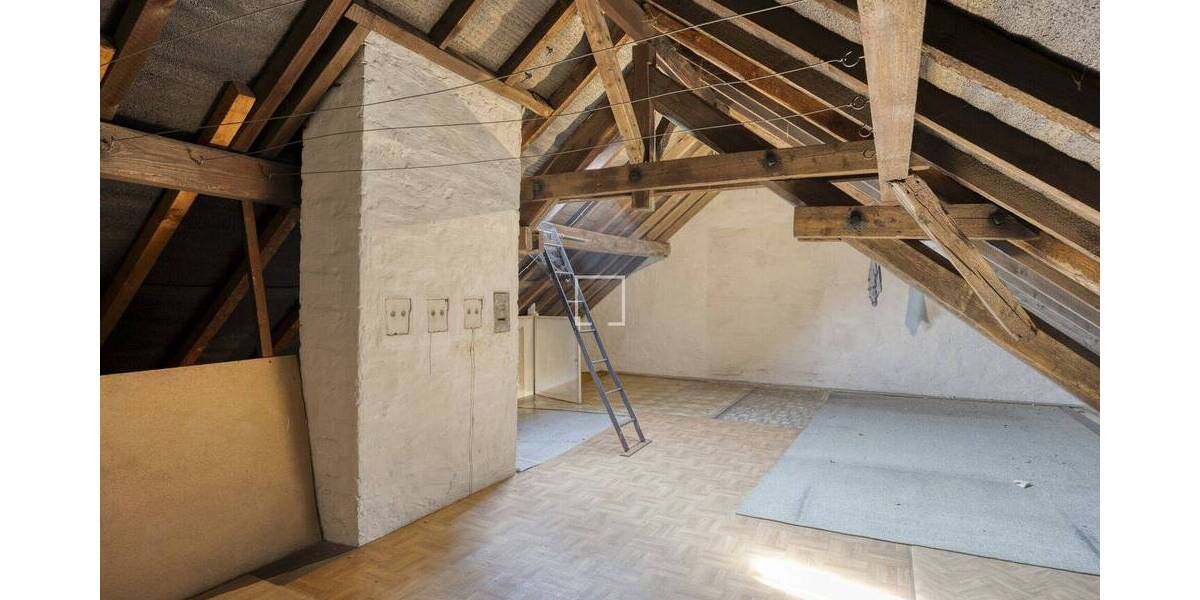 Reihenmittelhaus Aachen Aachen-Mitte - 5 Zimmer, 131 m&sup2;, 359.000&euro; | Angebot:26065240