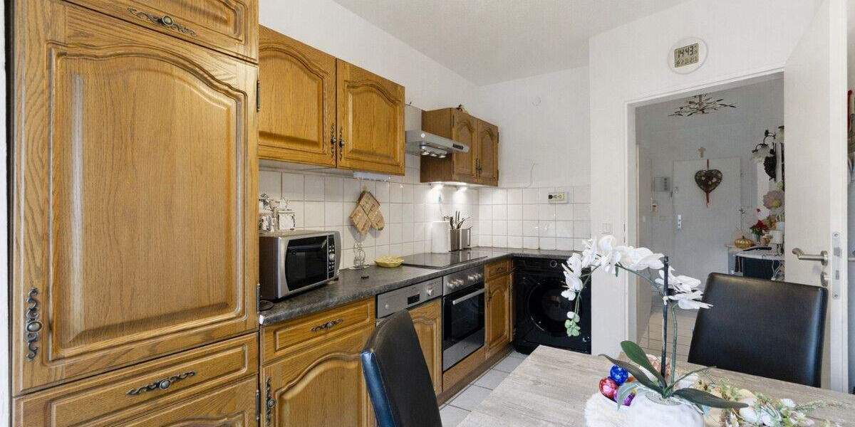 Etagenwohnung Aachen Aachen-Mitte - 2 Zimmer, 61 m&sup2;, 149.000&euro; | Angebot:25729509