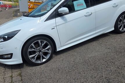 Ford Focus 110.000 km 12.500 &euro; Aachen 52072