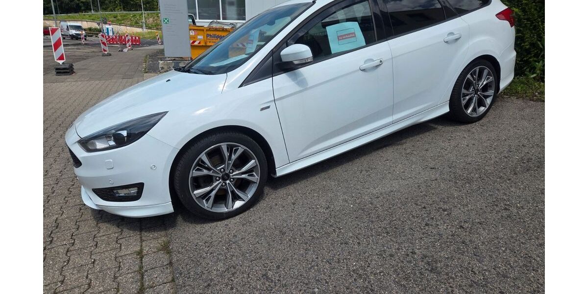 Ford Focus 110.000 km 12.500 &euro; Aachen 52072