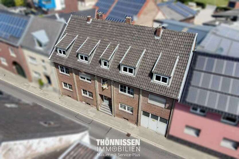 Haus zum Kaufen in Heinsberg-Randerath 349.000 € 309 m²