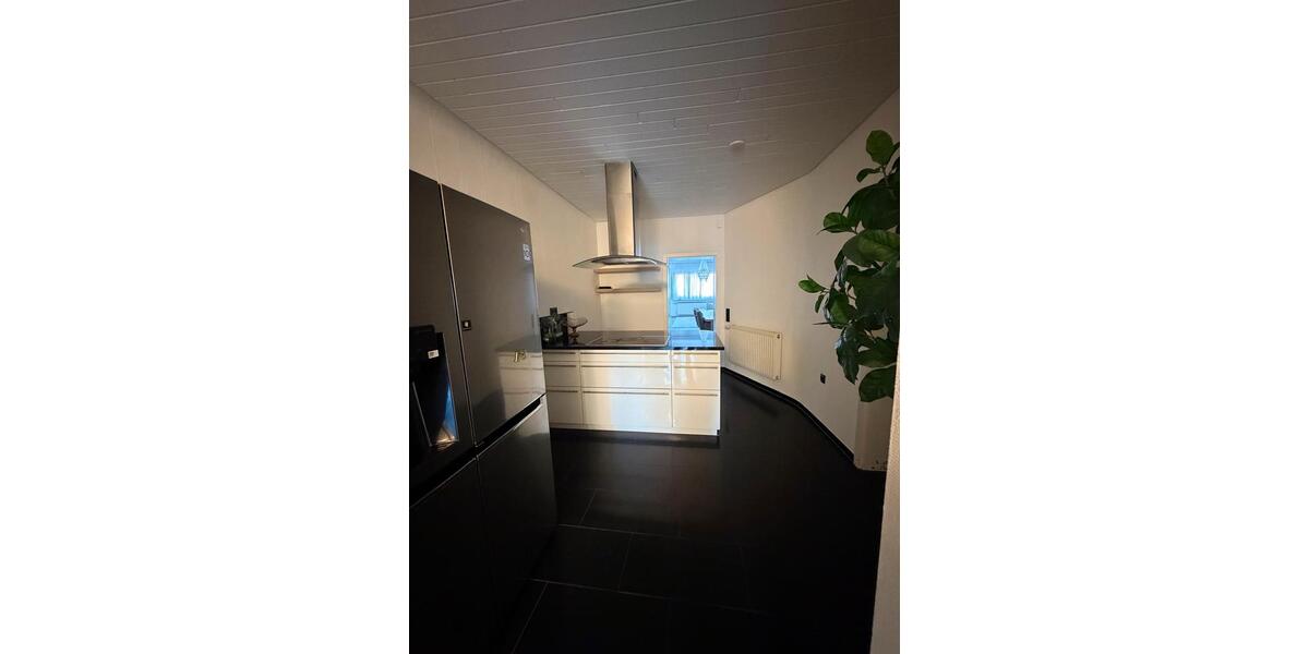 Erdgeschoßwohnung Stolberg (Rheinland) - 4 Zimmer, 105 m&sup2;, 1.350&euro; | Angebot:26207909